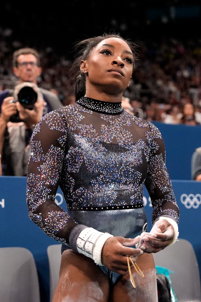 Simone Biles claps back after husband Jonathan Owens is slammed for...See more